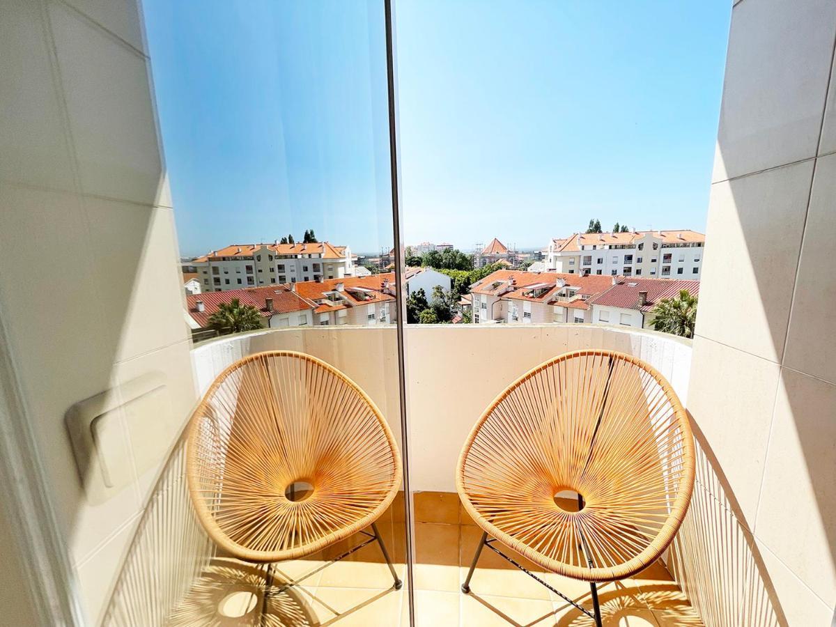 Yellow House Smart Tv And Garage * Aveiro